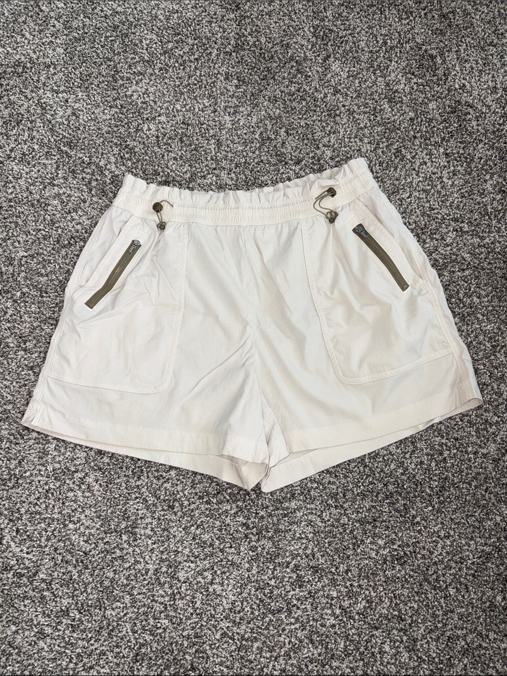 Athleta Camden Shorts in Khaki